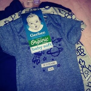 3 pack of Organic onesie..